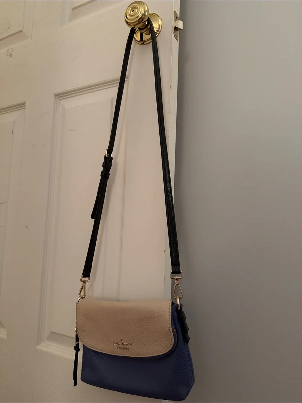 kate spade Two-Tone Beige and Navy Leather Crossbody
